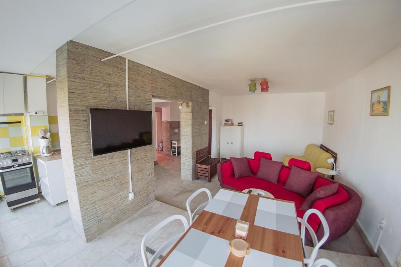 Lalacris Good Holiday Apartment Constanţa Exterior foto